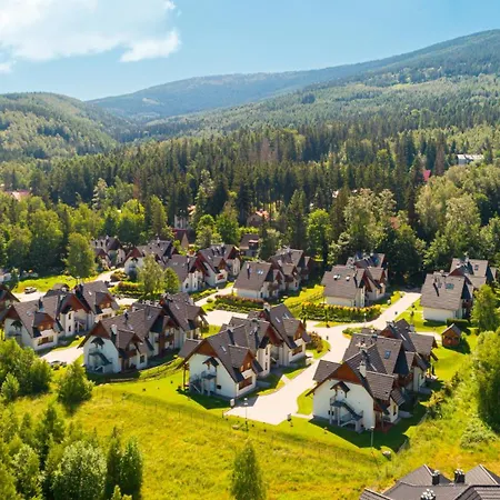Wonder Home - Domki Gorskie Z Kominkami Na Kameralnym Osiedlu - Plac Zabaw Na Terenie Kompleksu Karpacz Exterior photo